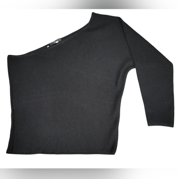 Lane Bryant One Shoulder Textured Top - Picture 3 of 9